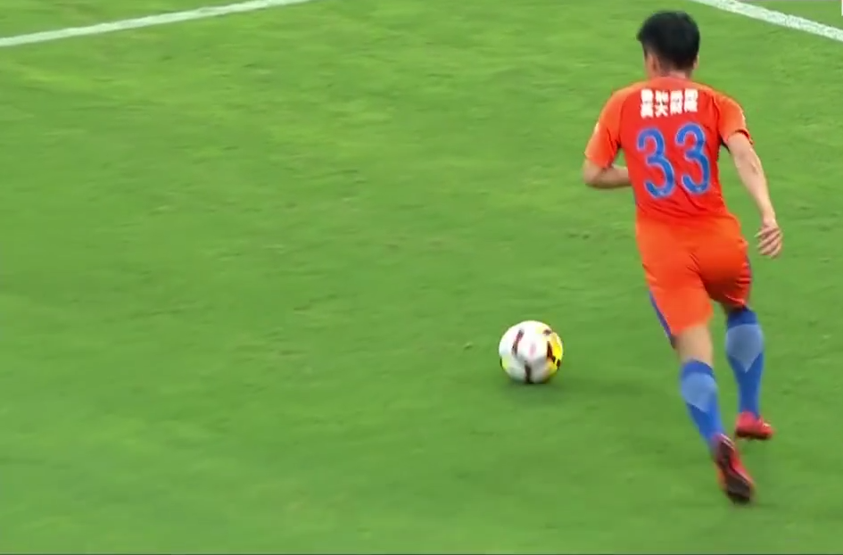  中超联赛榜首大战上演进球盛宴