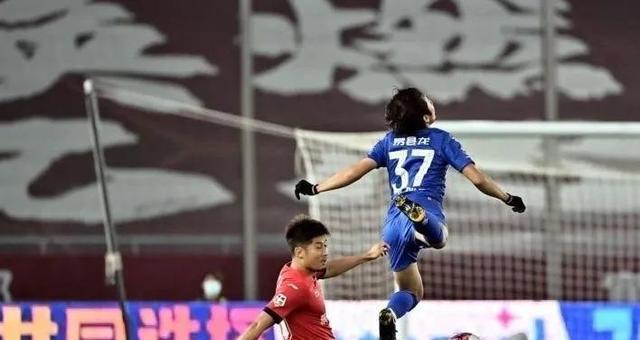  德甲青春风暴席卷联赛，年轻球员崭露头角