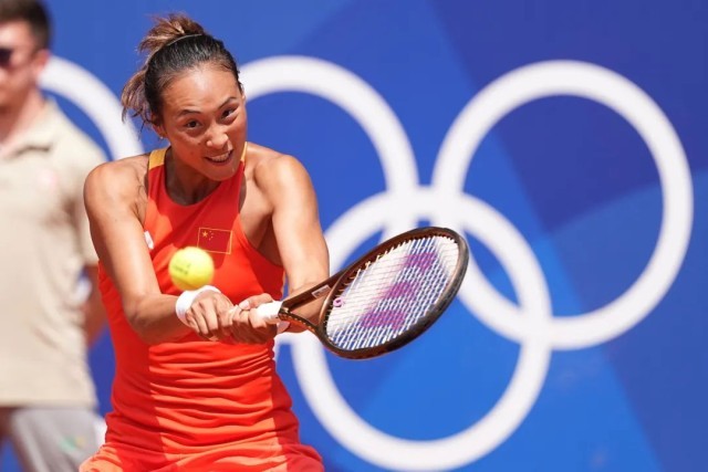  斯维亚泰克卫冕成功，罗兰加洛斯续写波兰传奇