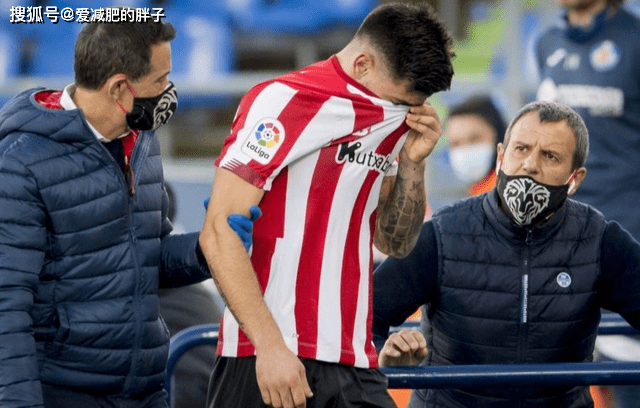  兹维列夫底线制胜，罗马大师赛击败劲敌折桂